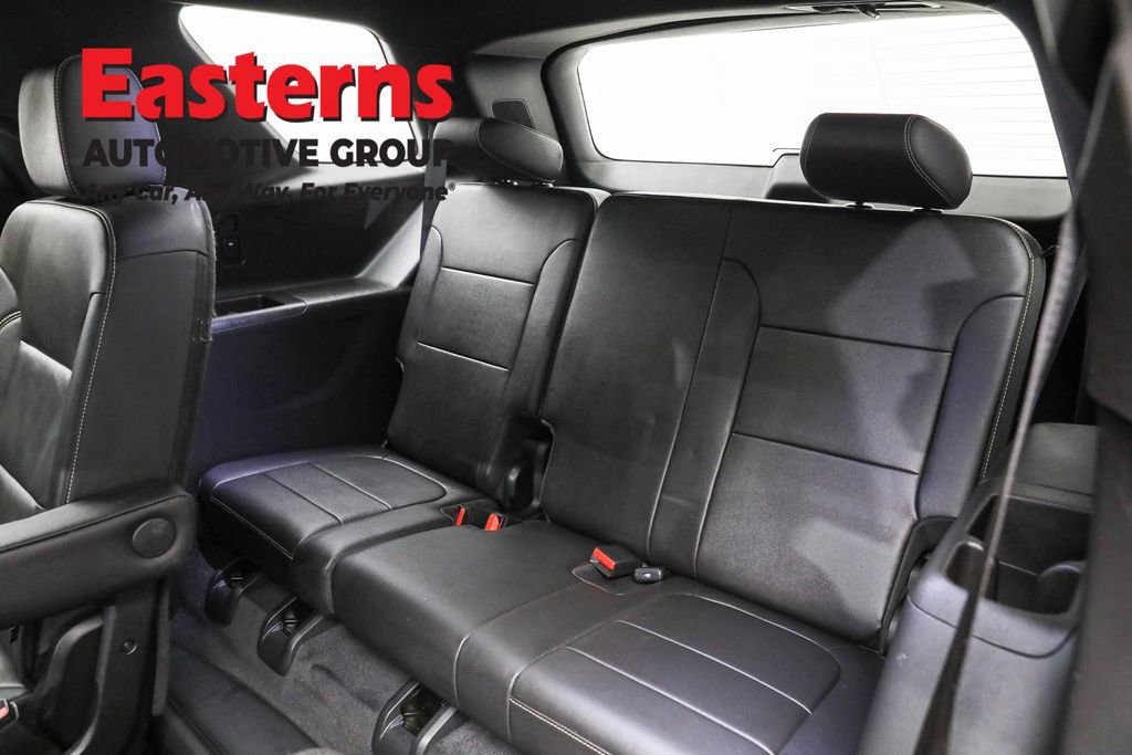 Used 2022 Chevrolet Traverse LT AWD/4WD image 26