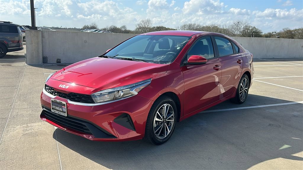 Used 2024 Kia Forte LXS image 8