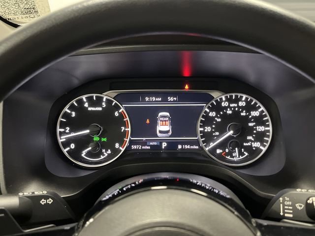 Used 2023 Nissan Rogue SV image 15