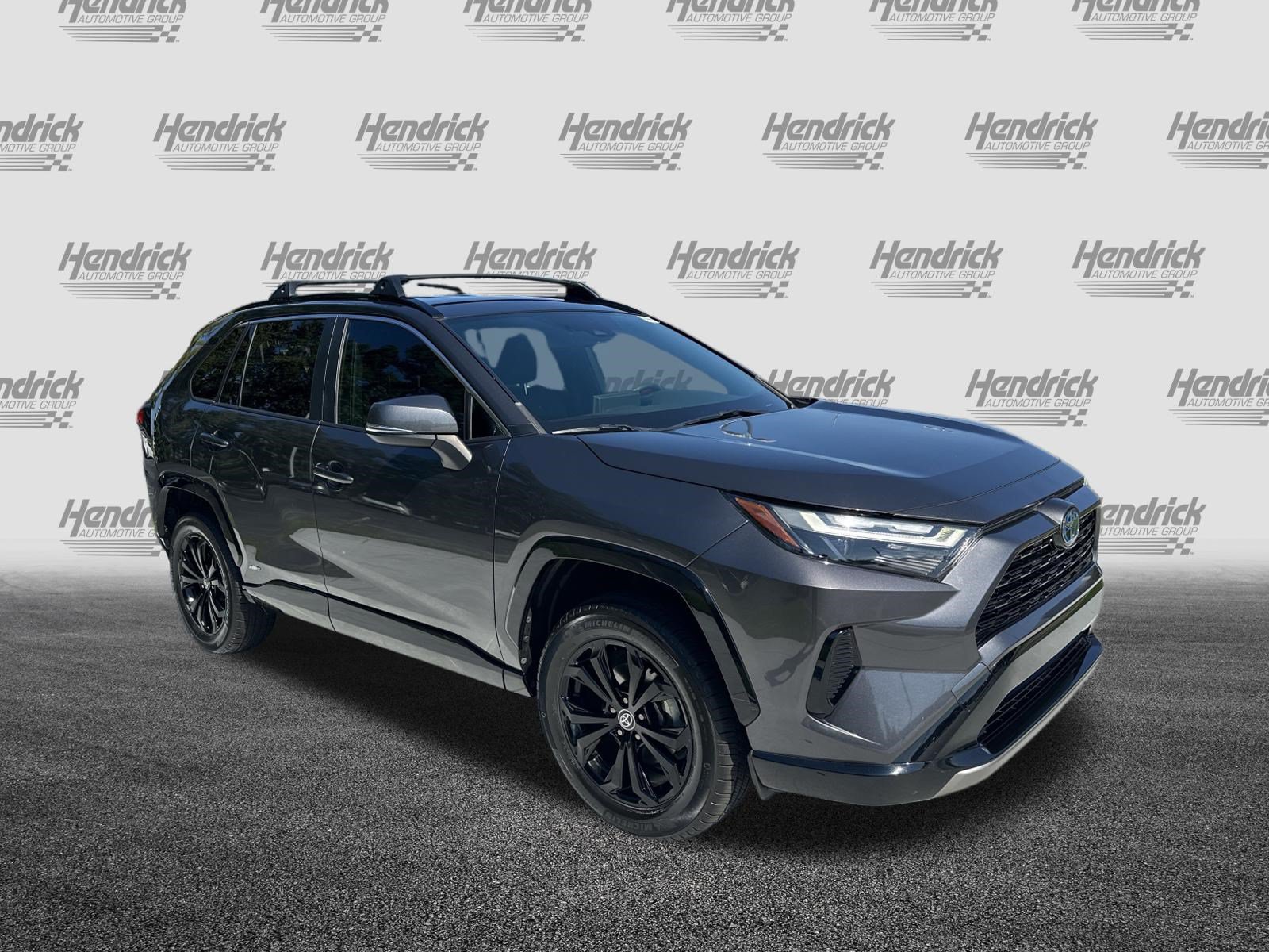 Used 2022 Toyota RAV4 SE w/ SE Grade Weather Package AWD/4WD image 2