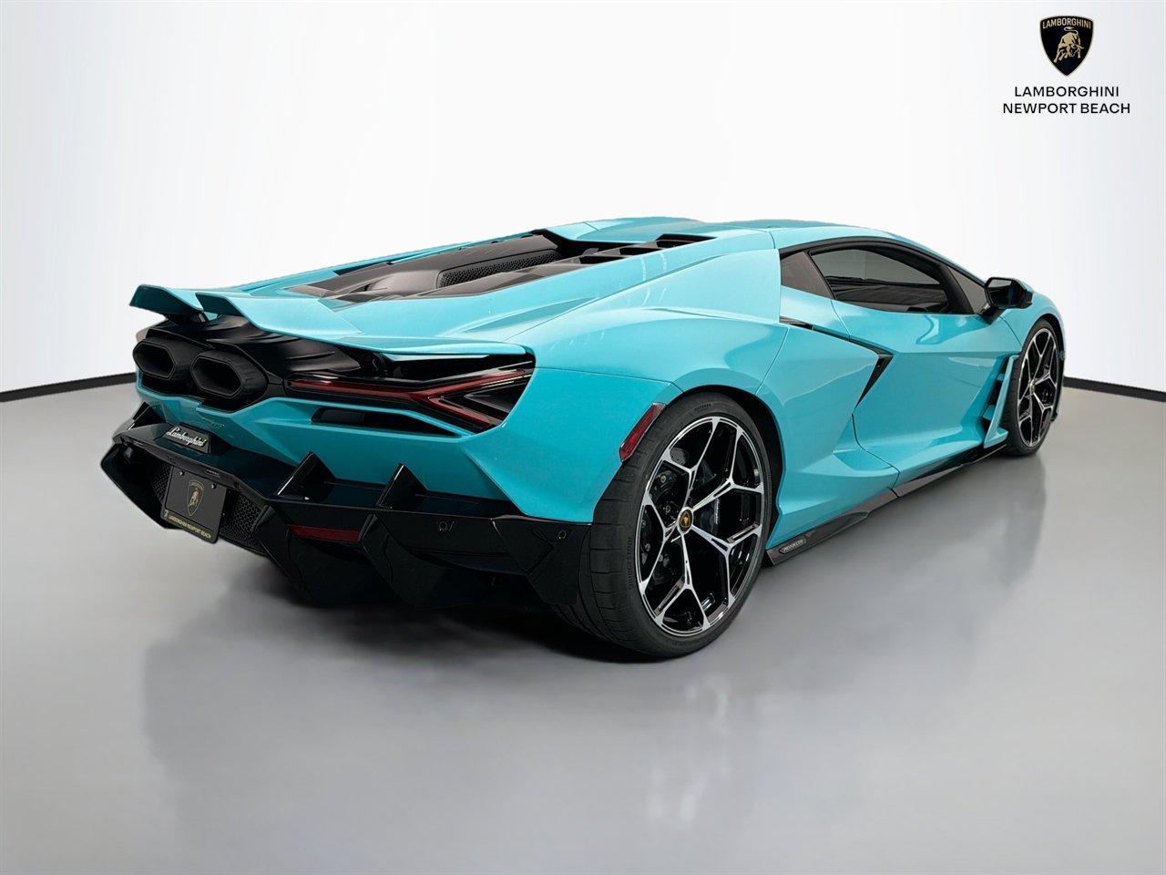 Used 2024 Lamborghini Revuelto AWD/4WD image 7