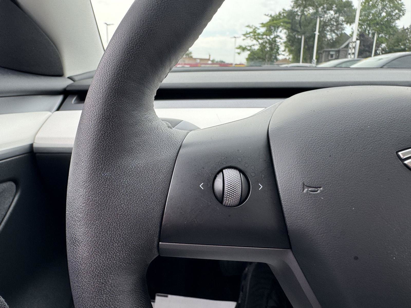Used 2023 Tesla Model 3 Standard Range RWD image 27