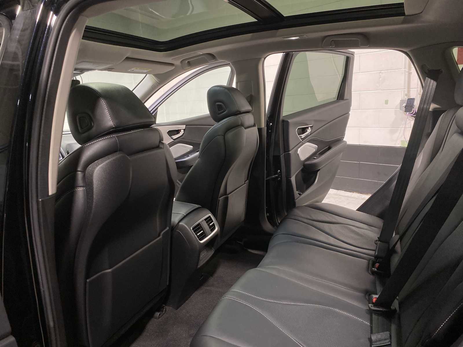 Certified 2024 Acura RDX SH-AWD w/ Technology Package image 12