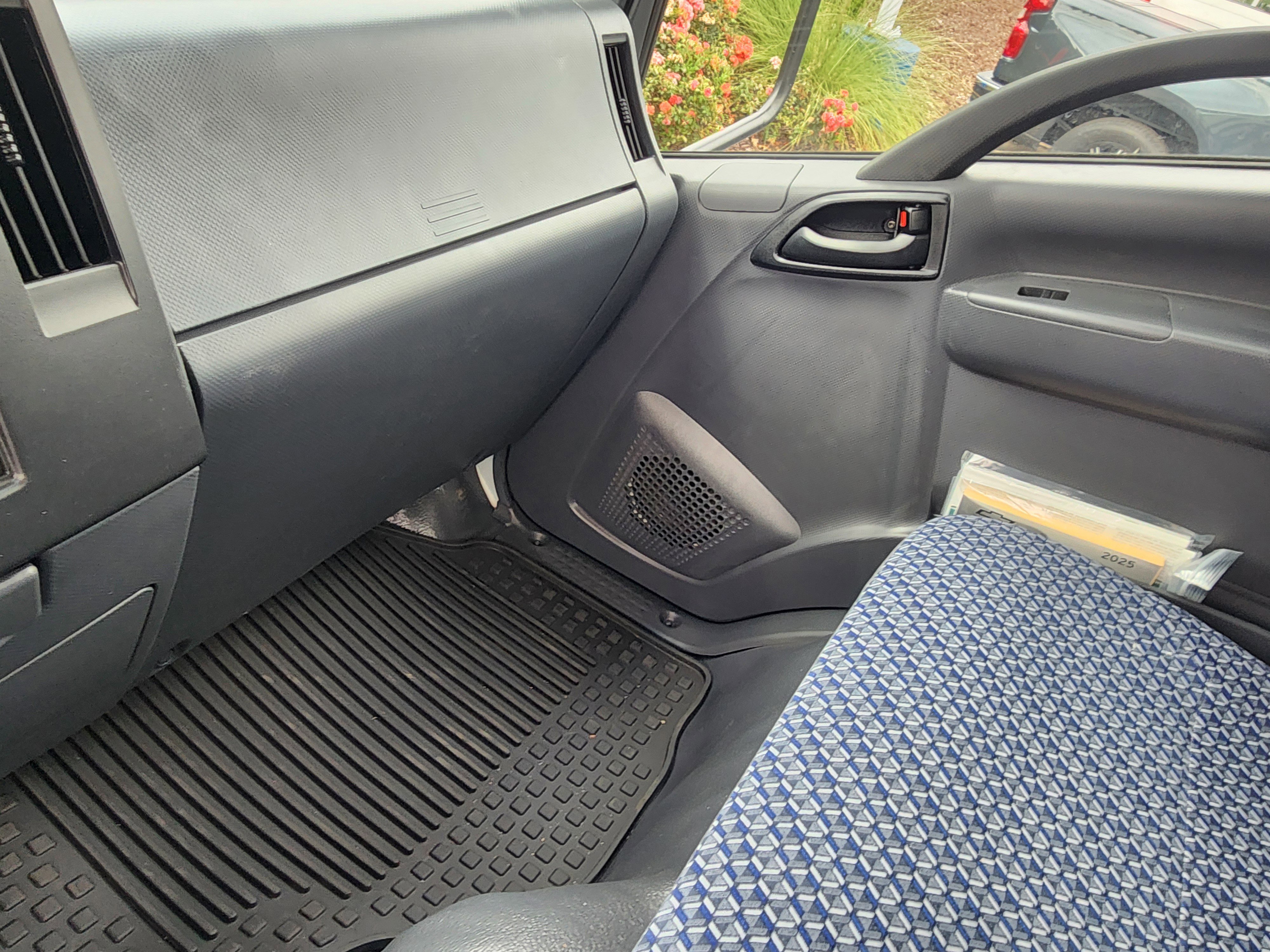 New 2025 Chevrolet Low Cab Forward image 30