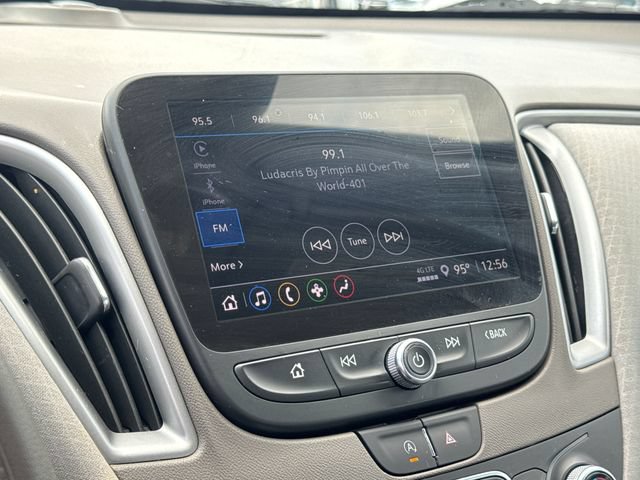 Used 2025 Chevrolet Malibu LT FWD image 21