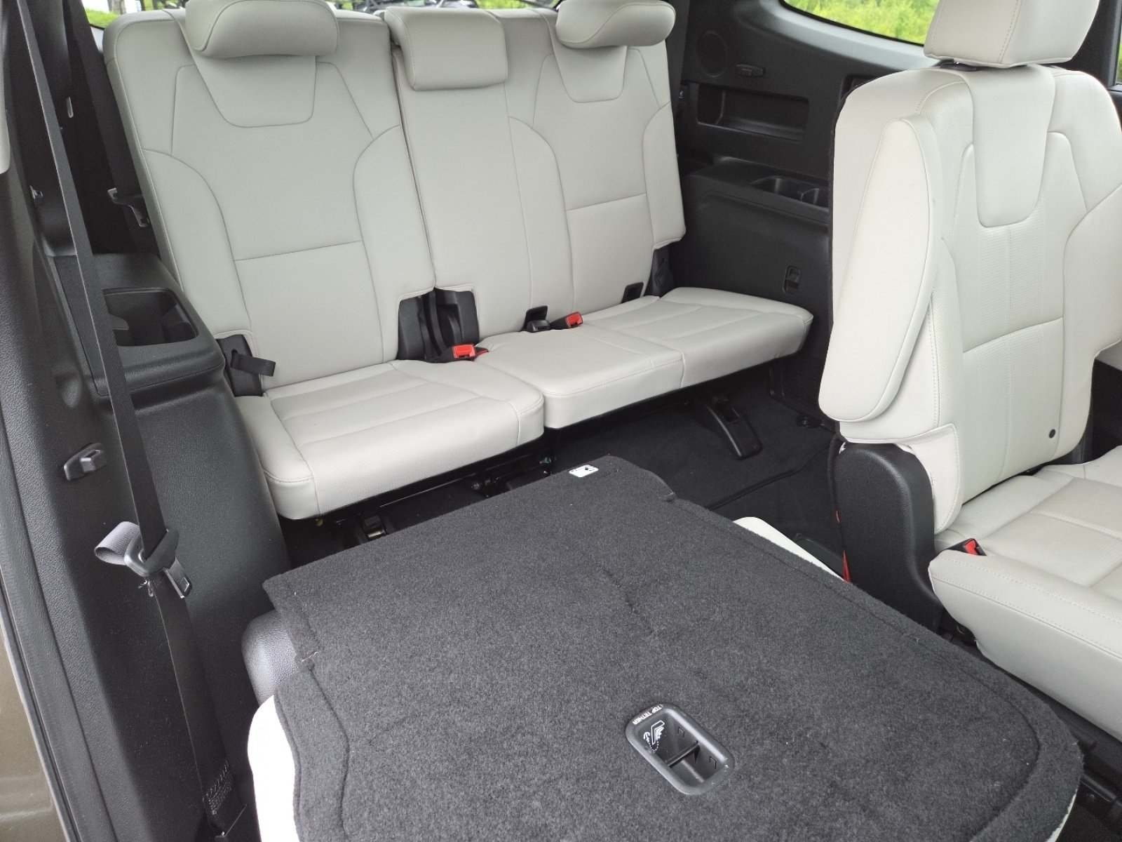Used 2023 Kia Telluride SX FWD image 26