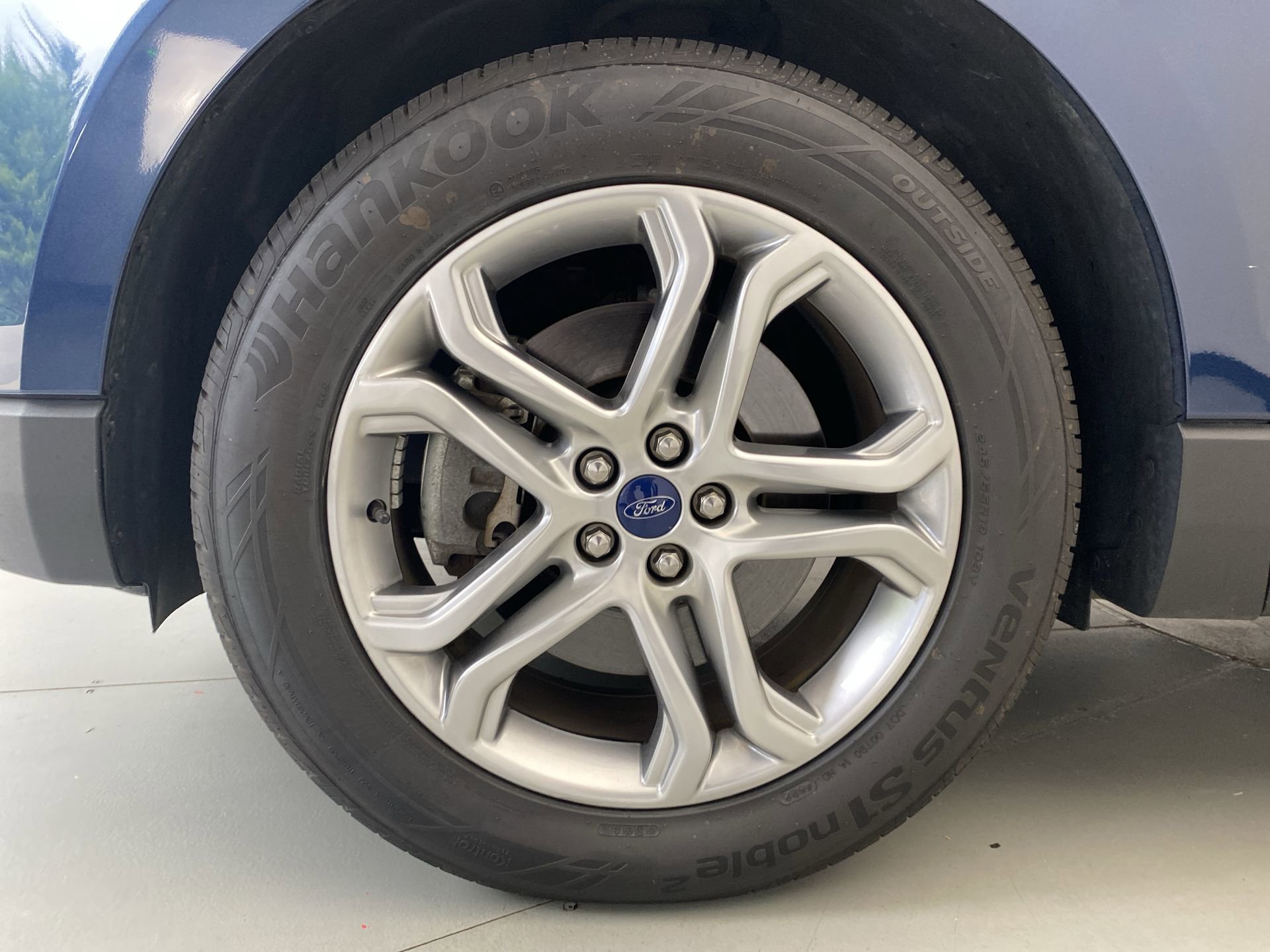Used 2017 Ford Edge Titanium w/ Equipment Group 301A AWD/4WD image 22