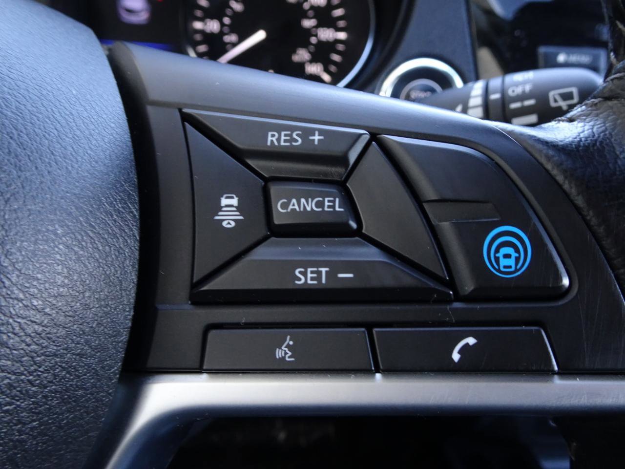 Used 2021 Nissan Rogue Sport SL AWD/4WD image 18