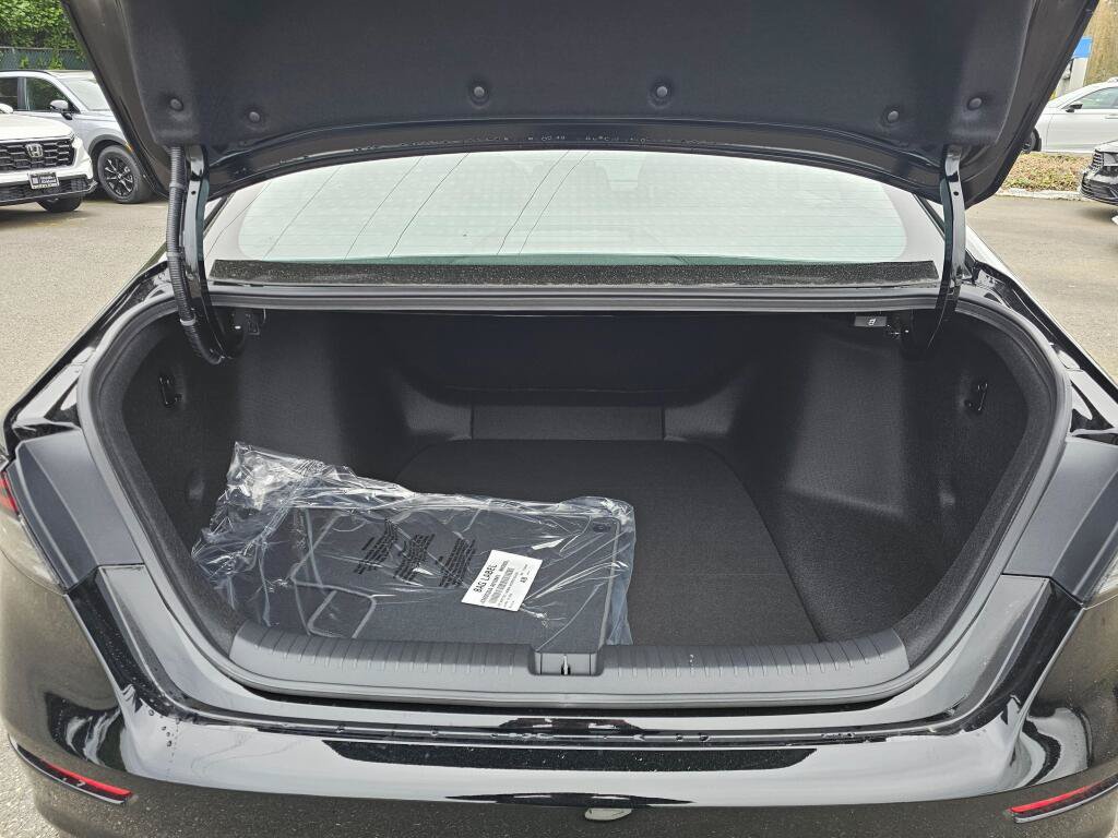 New 2026 Honda Accord LX image 16