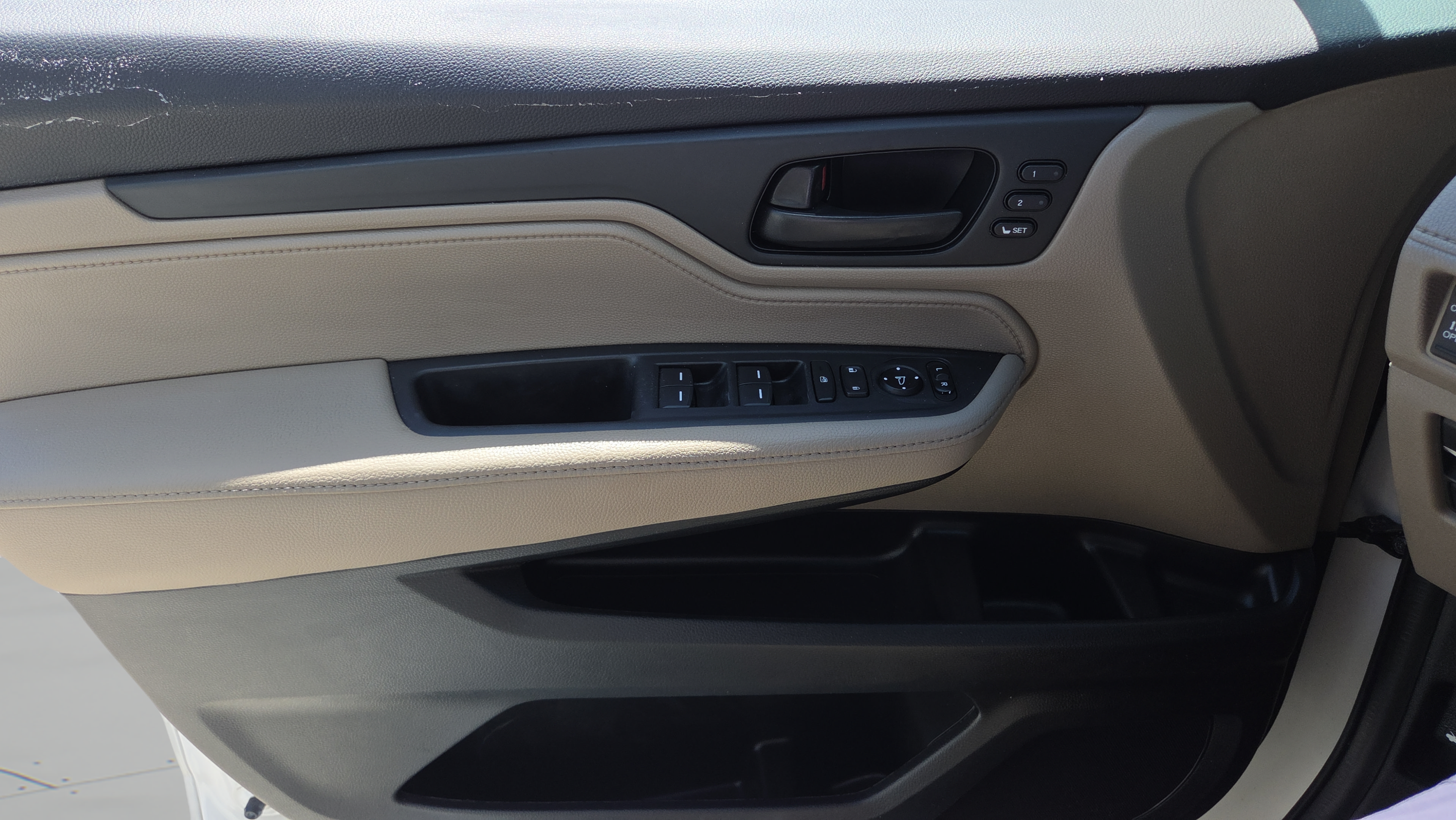 Used 2023 Honda Odyssey EX-L image 35
