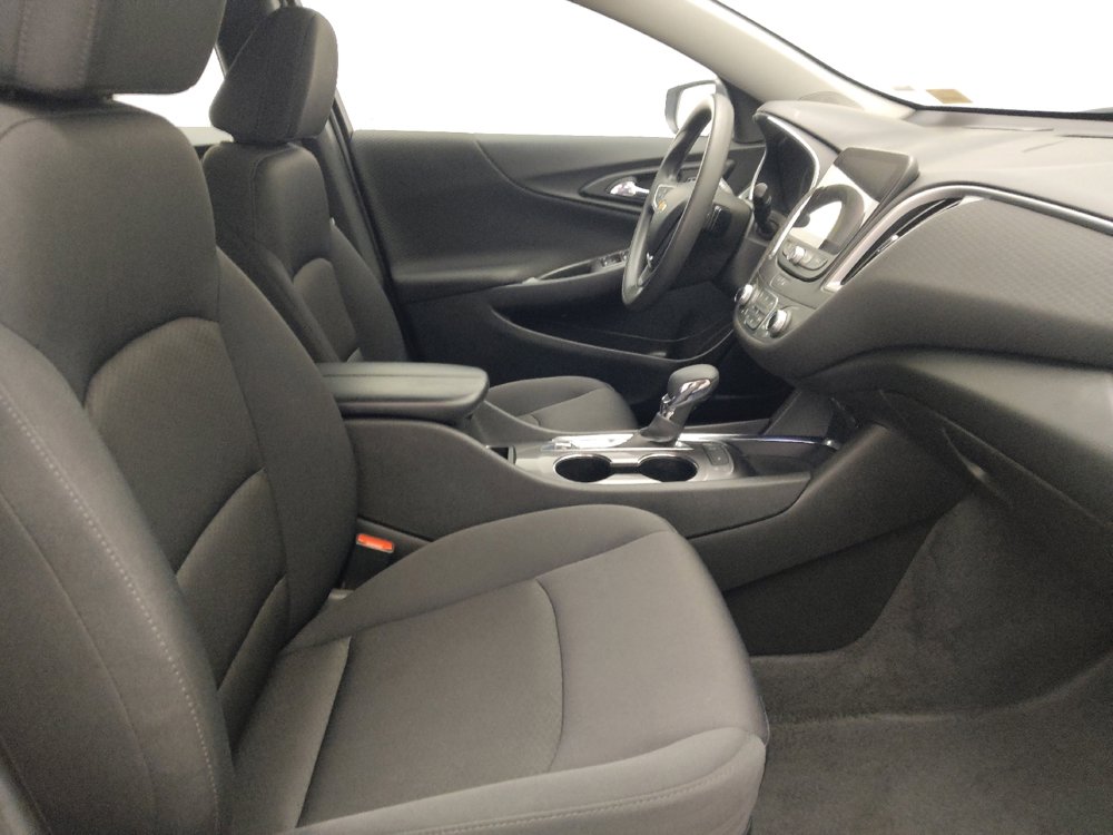 Used 2025 Chevrolet Malibu LT image 21