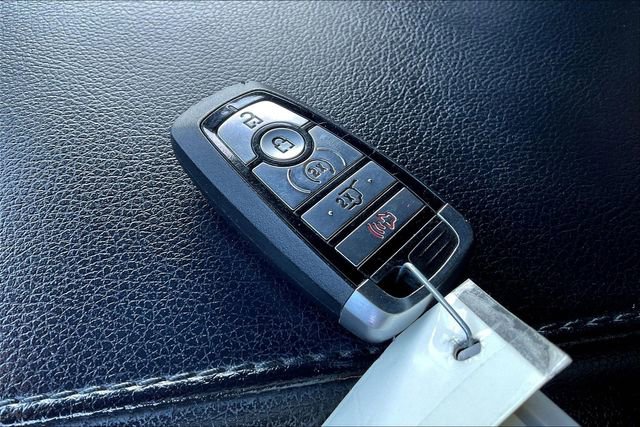 Used 2020 Ford Expedition XLT w/ Equipment Group 202A image 10