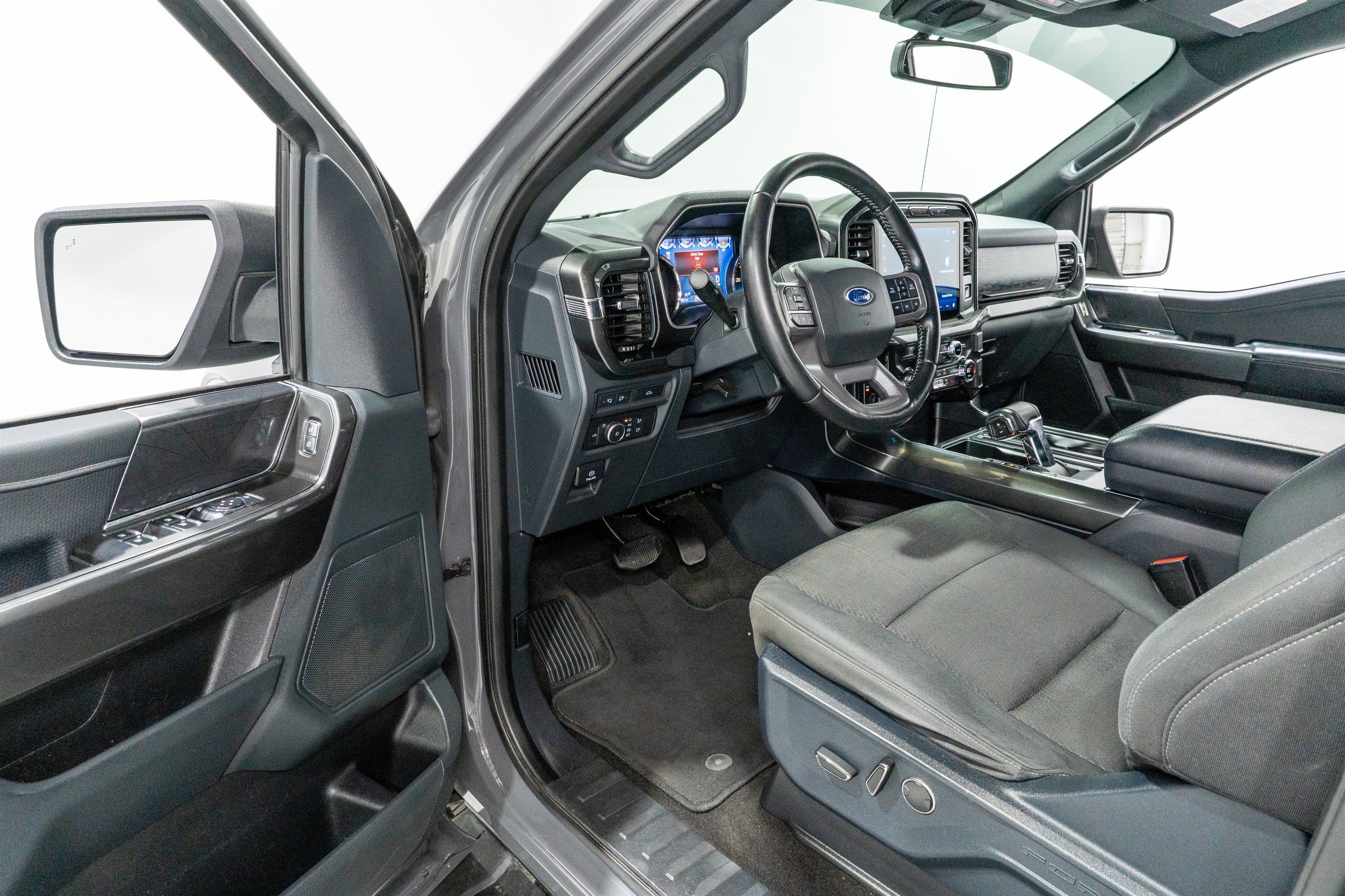Used 2021 Ford F150 XLT w/ Equipment Group 302A High AWD/4WD image 13