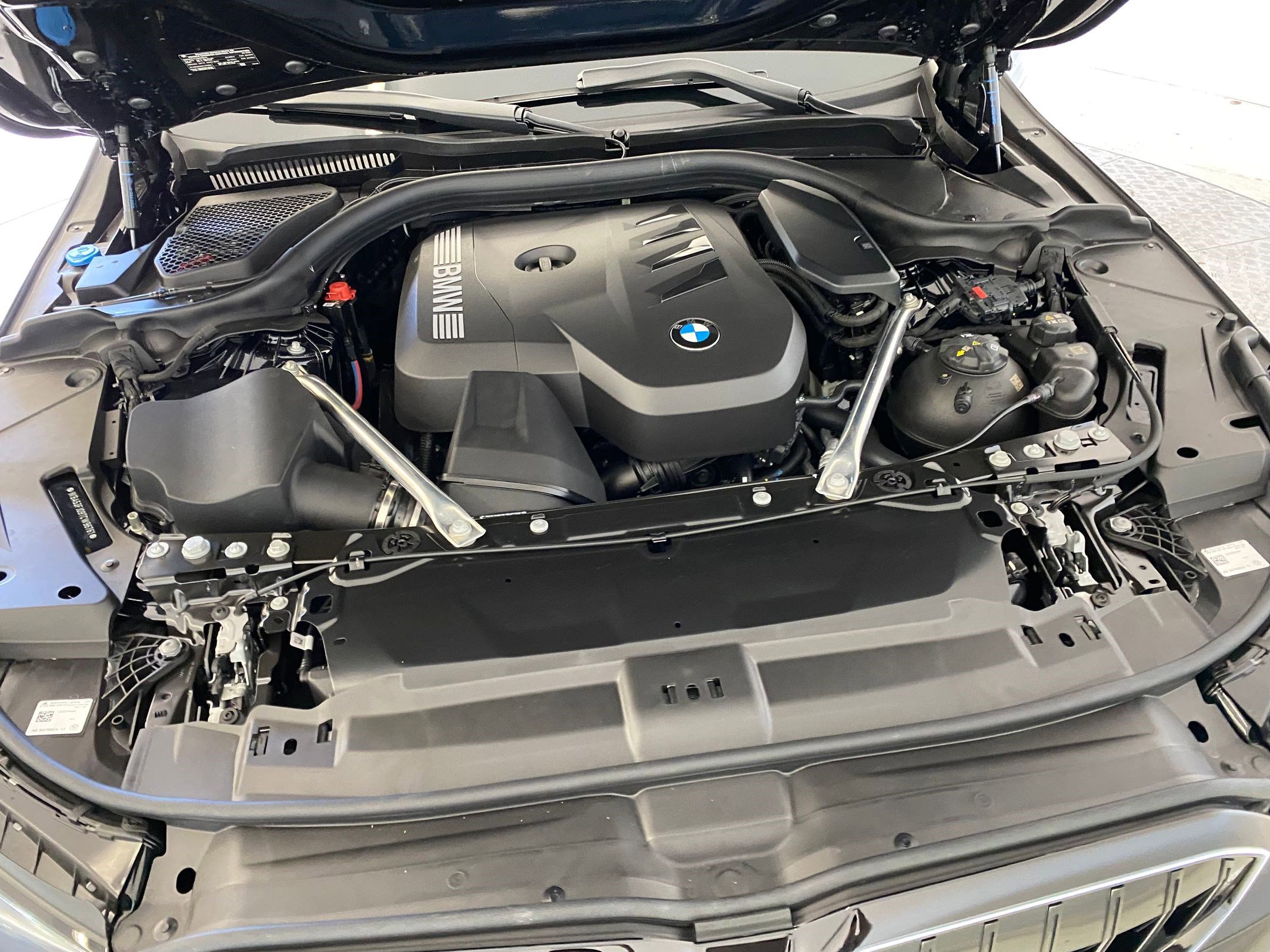 New 2026 BMW 530i xDrive w/ M Sport Package image 32