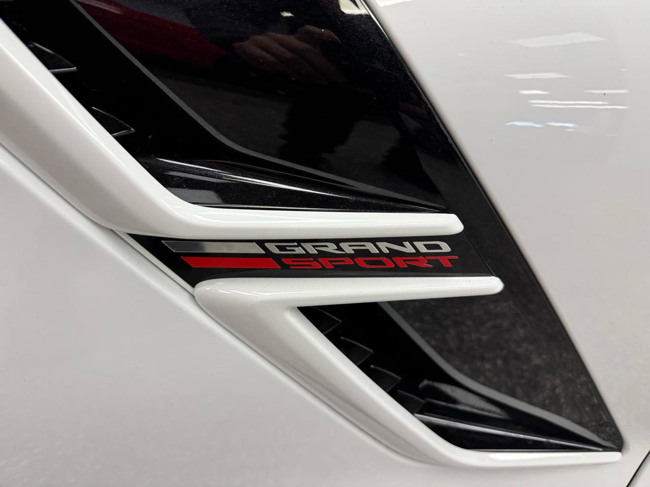 Used 2019 Chevrolet Corvette Grand Sport RWD image 28