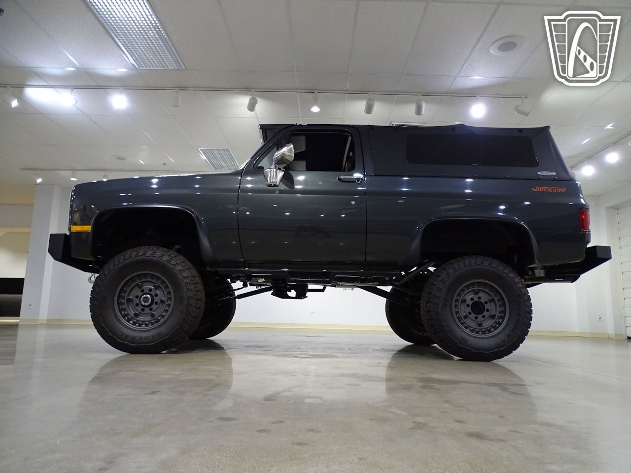 Used 1987 GMC Jimmy 4WD image 8
