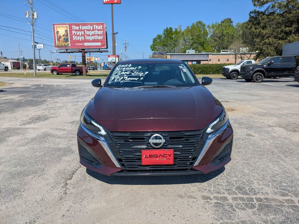Used 2024 Nissan Altima 2.5 SV image 8