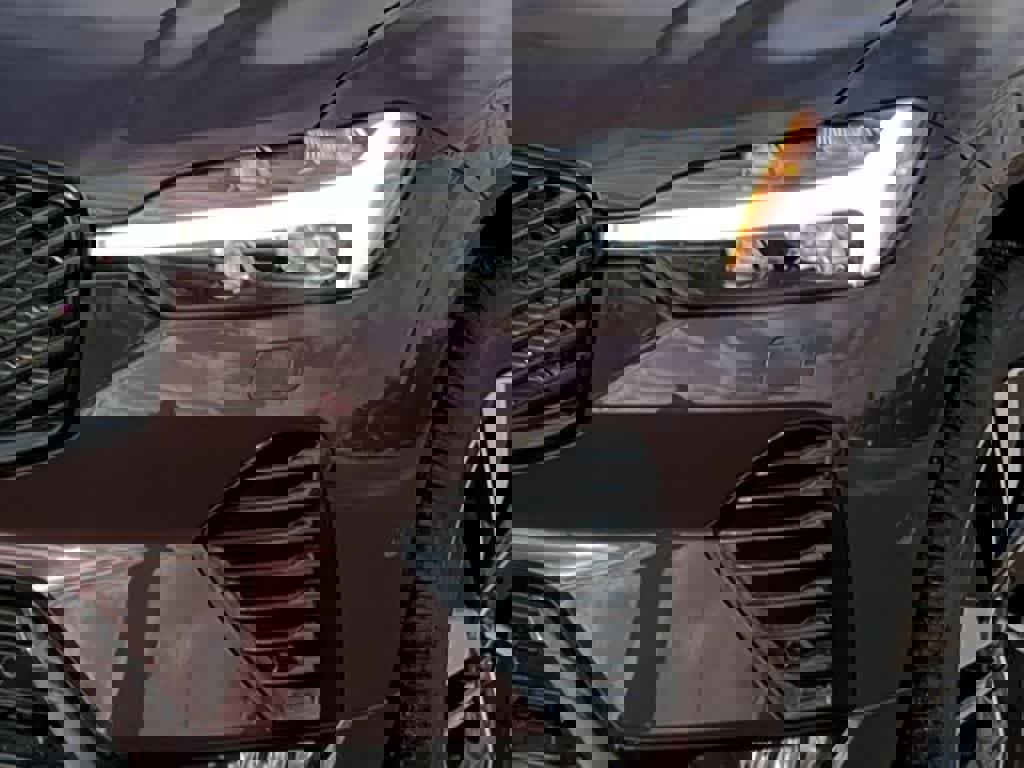 New 2026 Volvo XC60 B5 Plus w/ Protection Package Premier image 10