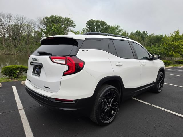 Used 2022 GMC Terrain SLE w/ Driver Convenience Package AWD/4WD image 7