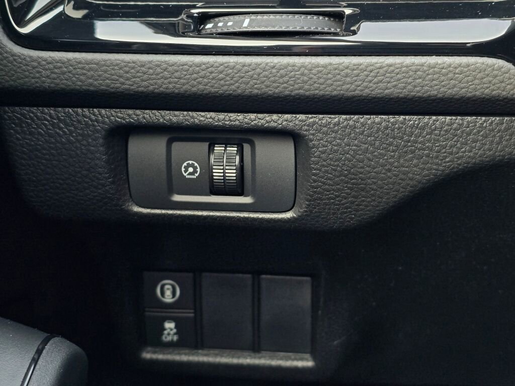 Certified 2024 Honda Civic EX image 31