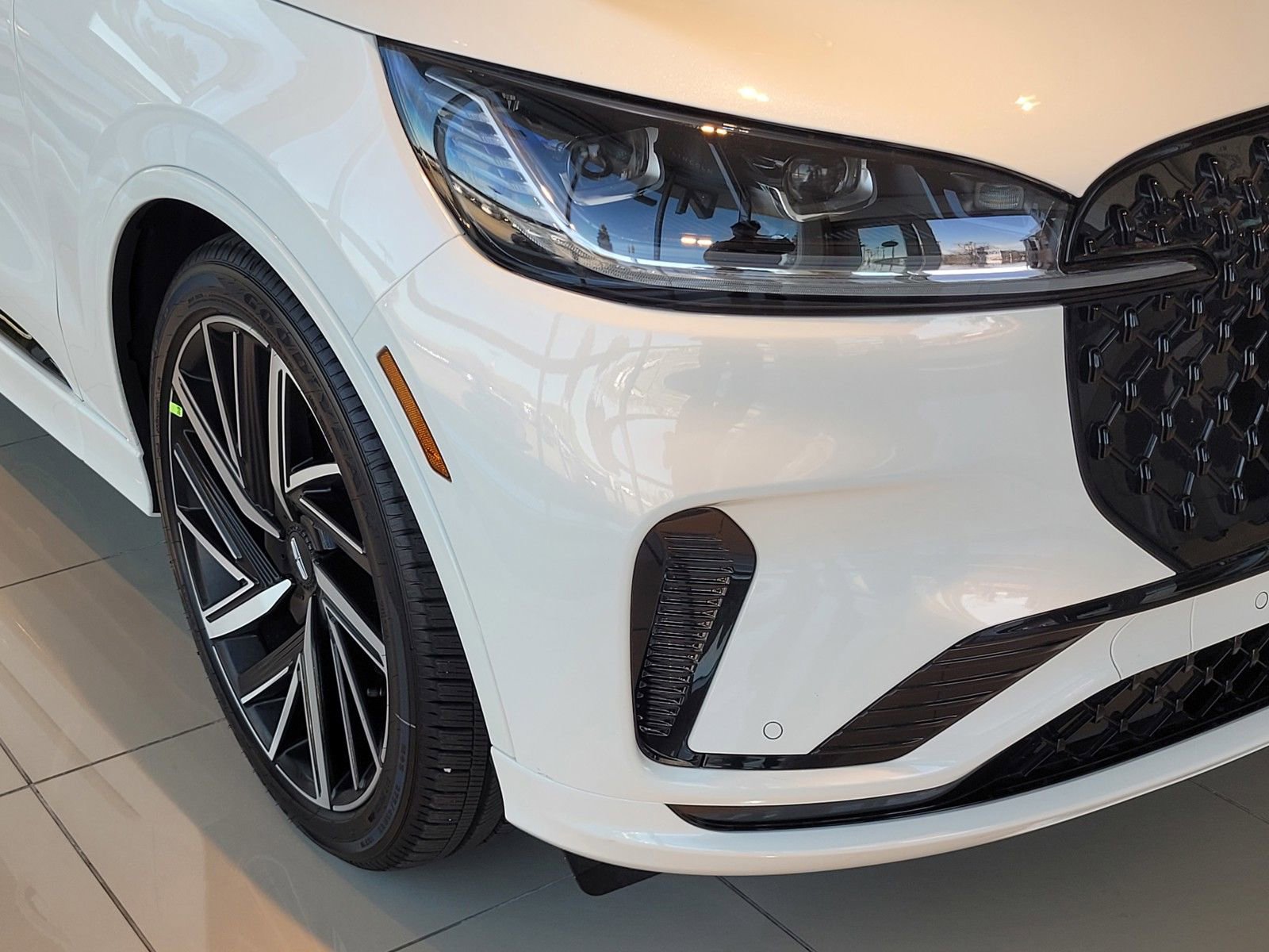 New 2026 Lincoln Aviator Black Label w/ Black Label Special Edition image 6