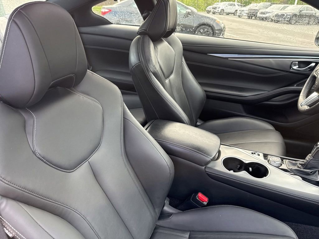 Used 2018 INFINITI Q60 3.0t Luxe w/ Sensory Package 3.0T Luxe AWD/4WD image 29