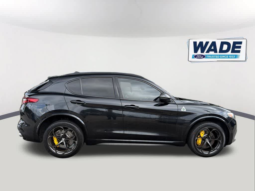 Used 2020 Alfa Romeo Stelvio Quadrifoglio AWD/4WD image 4