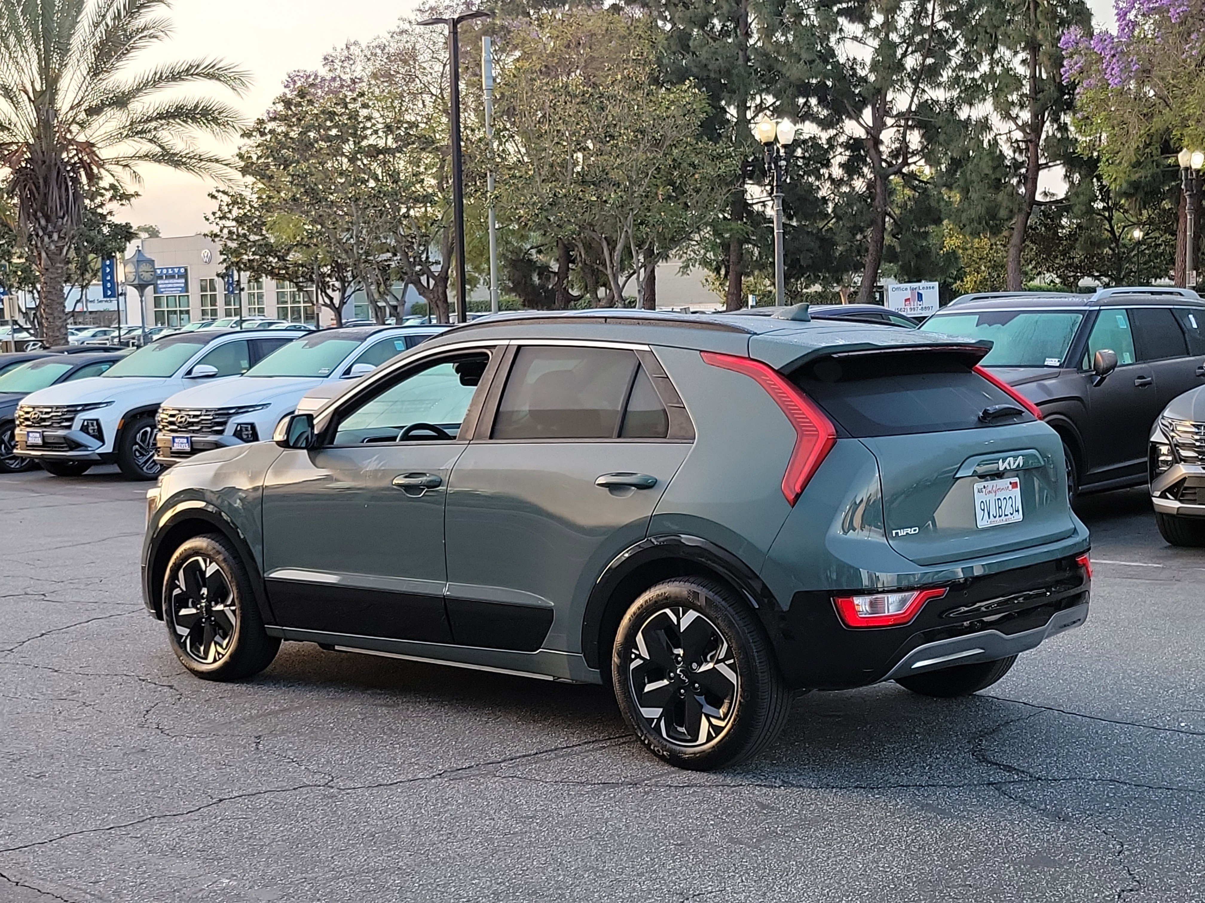 Used 2025 Kia Niro Wind image 29
