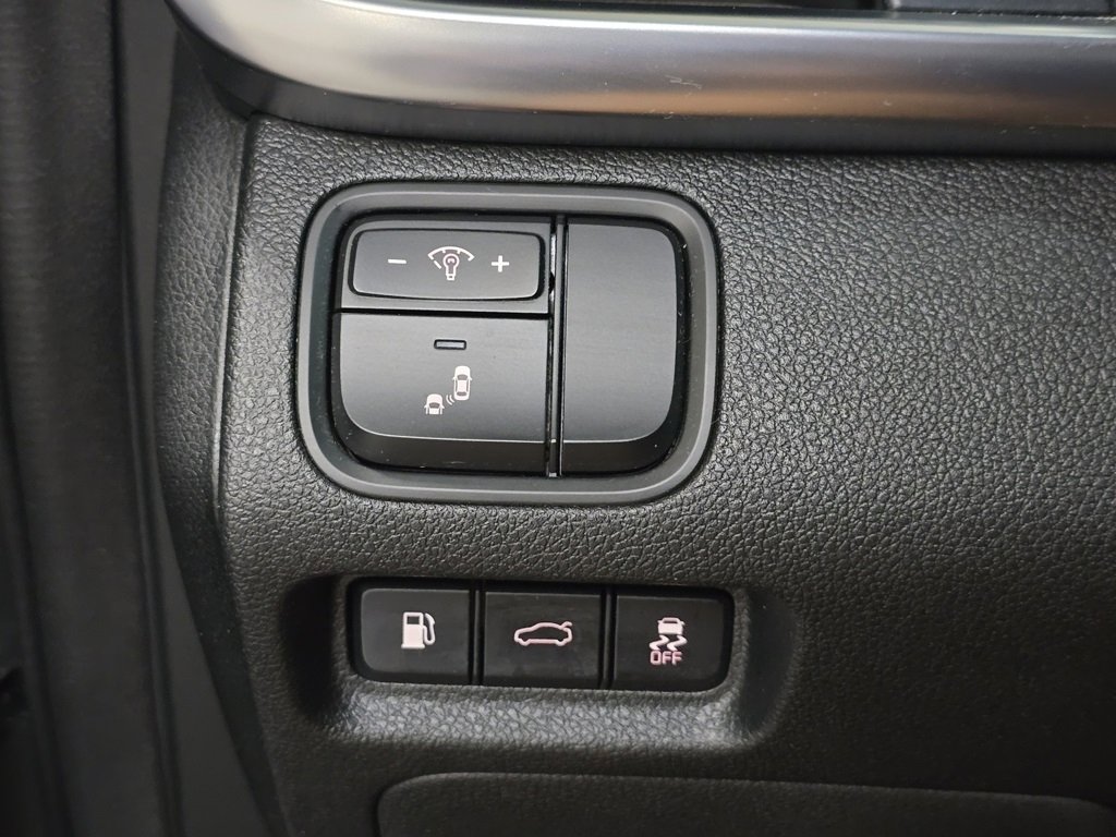 Used 2018 Kia Optima EX image 24