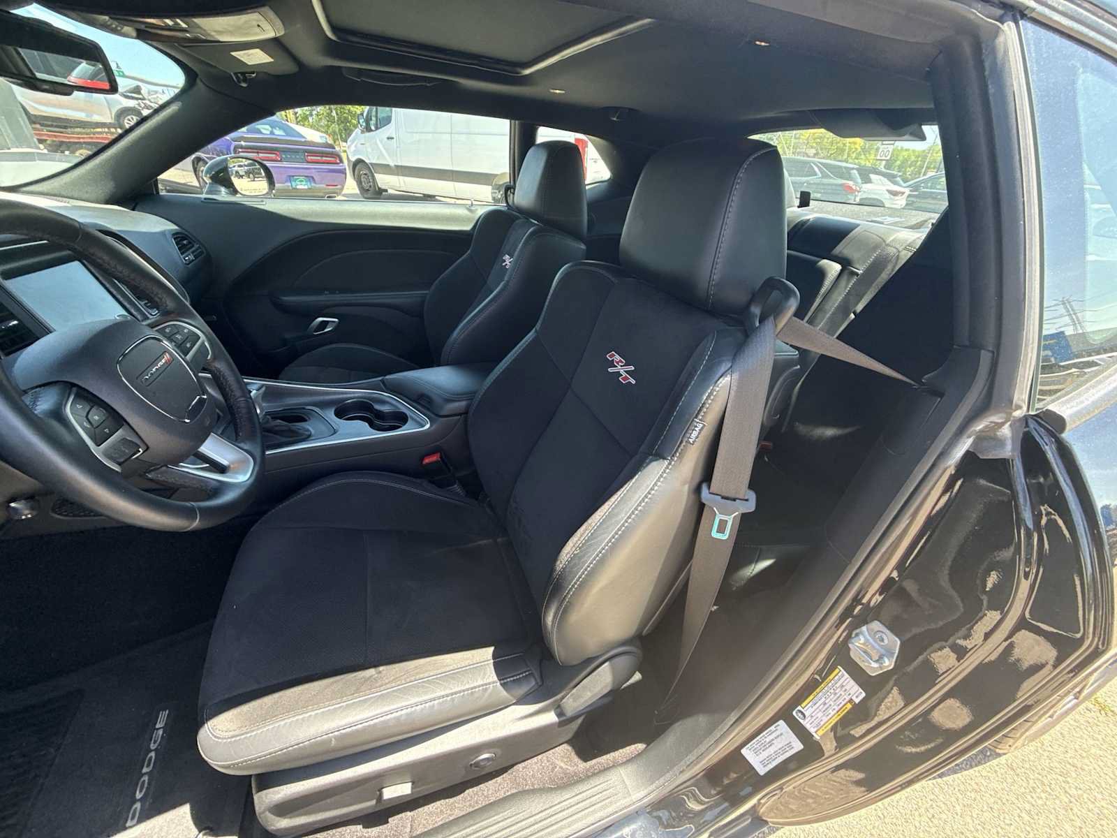 Used 2016 Dodge Challenger R/T Scat Pack w/ Leather Interior Group RWD image 20