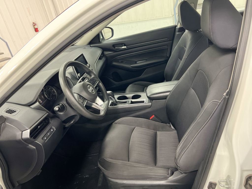 Used 2019 Nissan Altima 2.5 S FWD image 19