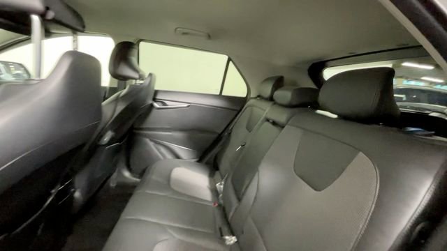 Used 2024 Kia Niro EX FWD image 18