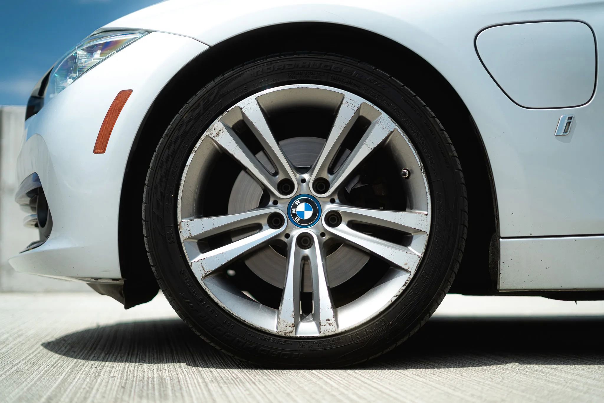 Used 2018 BMW 330e 330e iPerformance Sedan 4D image 13