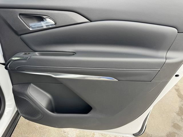 New 2026 Chevrolet Traverse LT w/ Driver Confidence Package FWD image 10