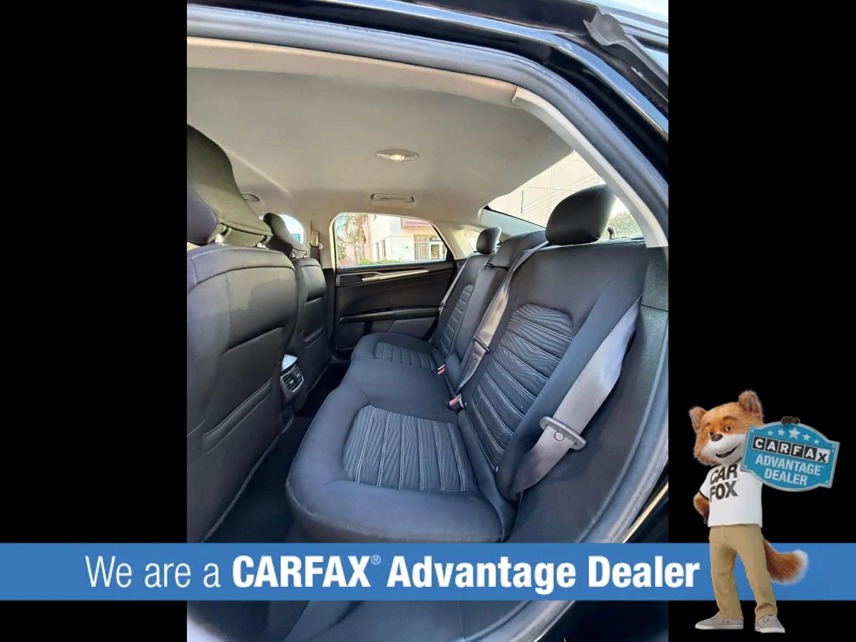 Used 2016 Ford Fusion SE FWD image 23