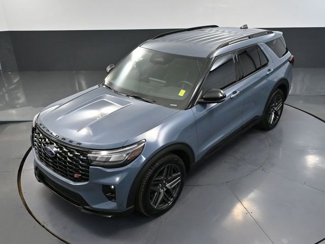 Used 2025 Ford Explorer ST image 65