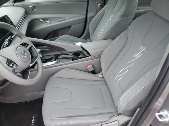 Certified 2023 Hyundai Elantra SEL FWD image 16