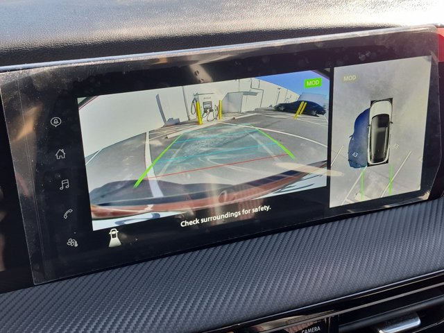 Used 2025 Nissan Kicks SR FWD image 13