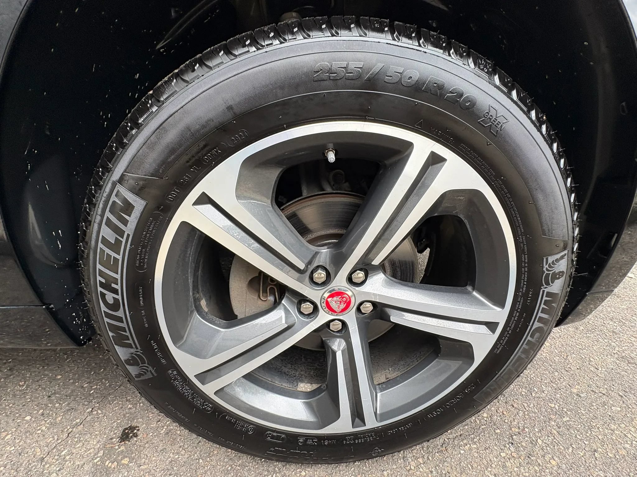 Used 2020 Jaguar F-PACE R-Sport AWD/4WD image 58