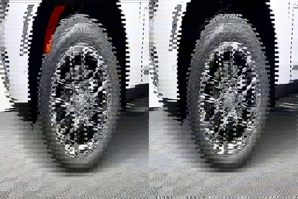 New 2026 GMC Yukon XL Elevation w/ Elevation Premium Package image 13