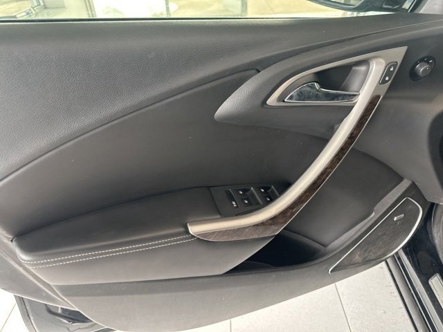Used 2013 Buick Verano Leather image 7