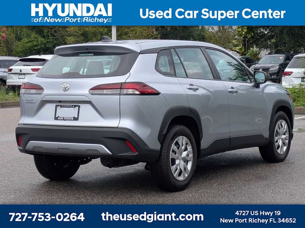 Used 2026 Toyota Corolla Cross L FWD image 5