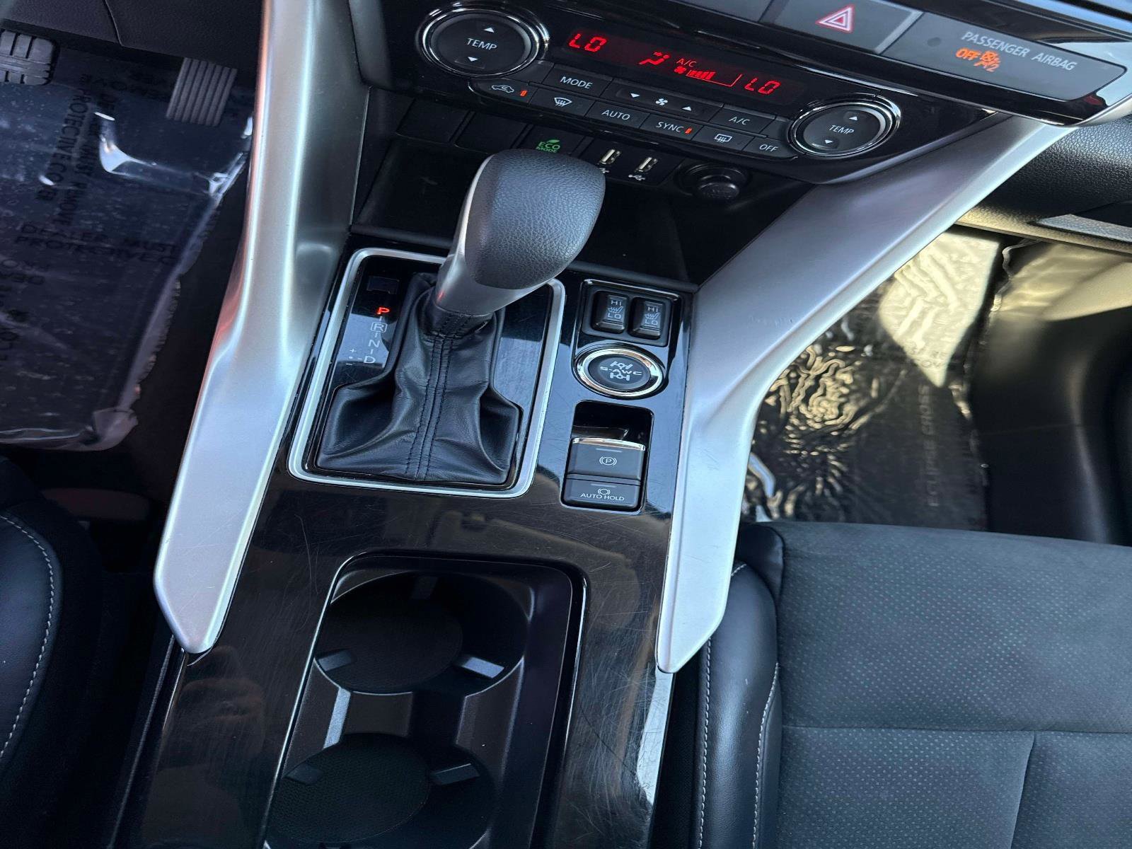 Used 2024 Mitsubishi Eclipse Cross SE image 30