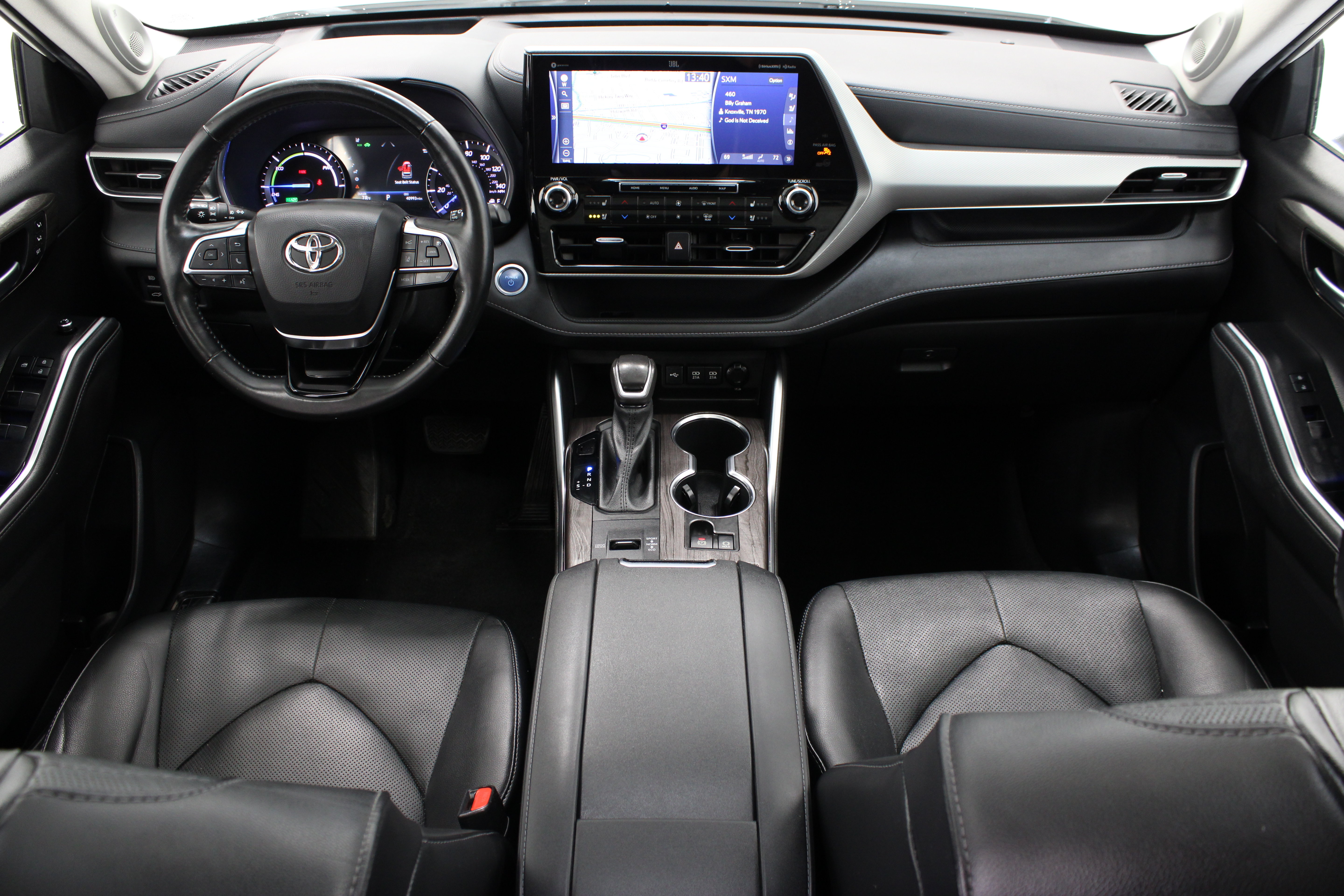 Used 2020 Toyota Highlander Platinum AWD/4WD image 34