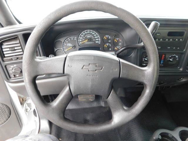 Used 2006 Chevrolet Silverado 1500 W/T image 17