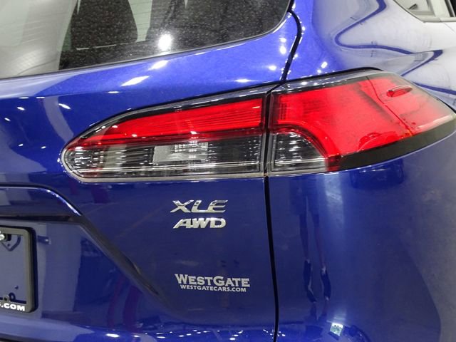 Used 2022 Toyota Corolla Cross XLE AWD/4WD image 46