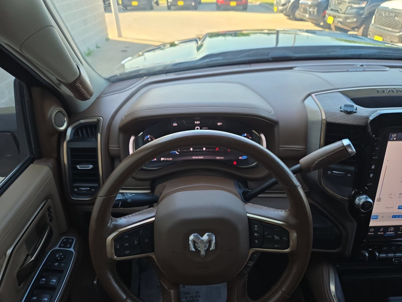 Used 2023 RAM 3500 Limited AWD/4WD image 18