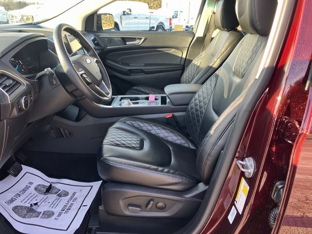 Used 2024 Ford Edge Titanium image 17