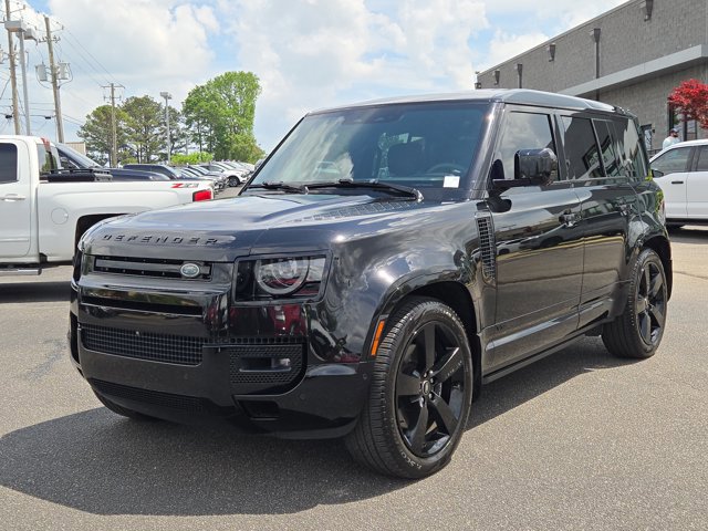 Used 2023 Land Rover Defender 110 AWD/4WD image 1