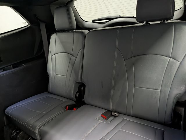 Certified 2022 Buick Enclave Essence w/ Sport Touring Edition FWD image 14